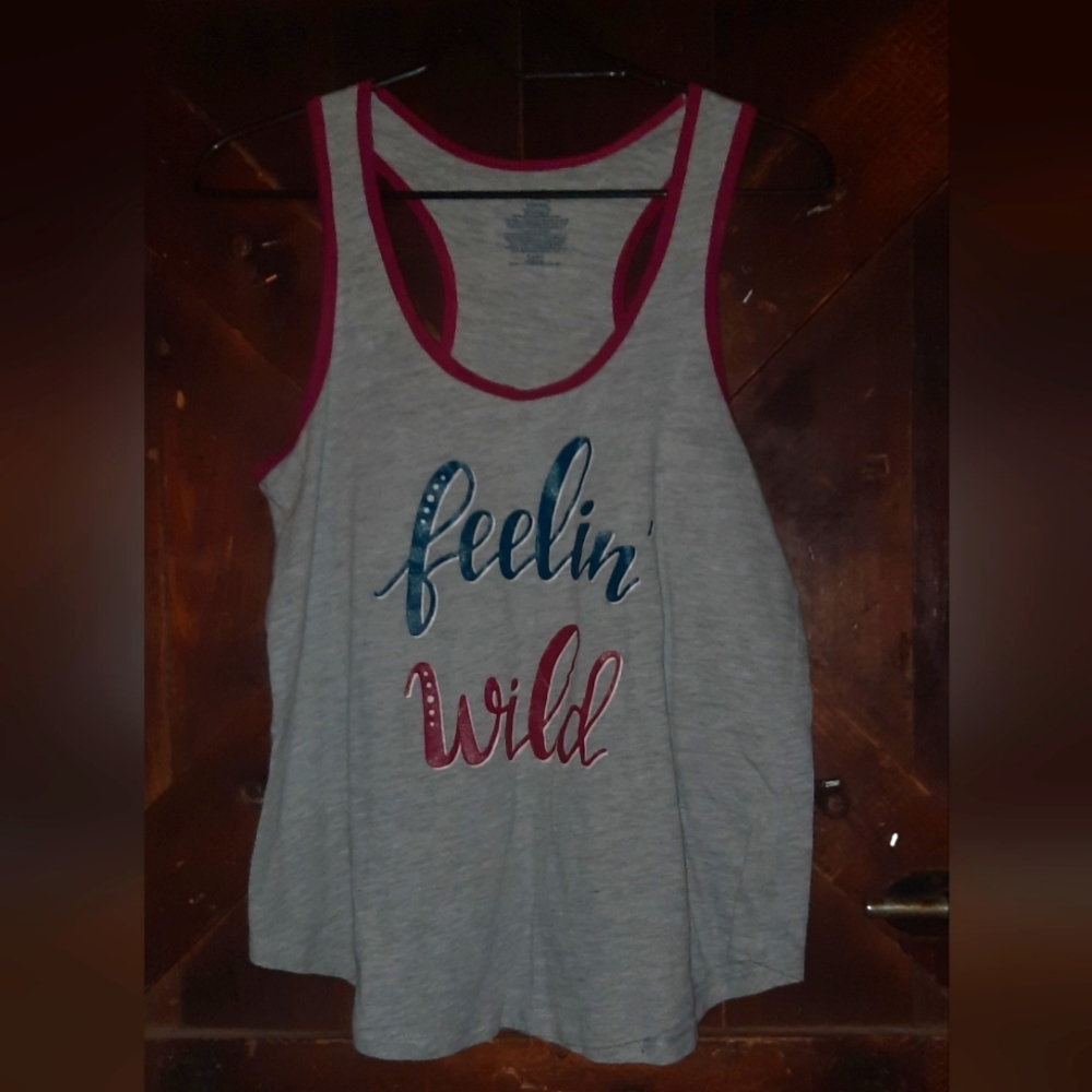 🍀3/15 (Bundle) Secret Treasures Tank Tops Bundle ❤️🤍💙